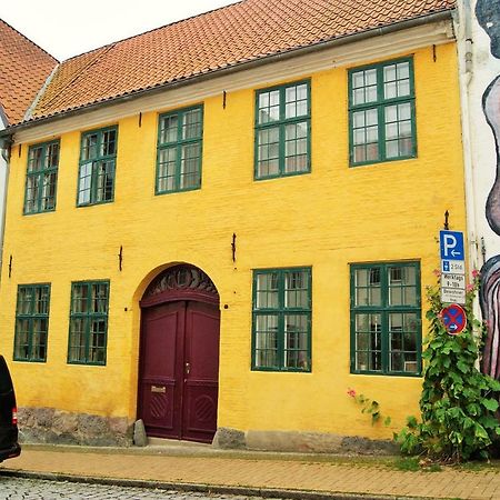 Das Gelbe Haus - Drei Besondere Ferienwohnungen Flensburg Ngoại thất bức ảnh