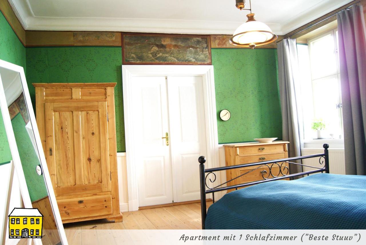 Das Gelbe Haus - Drei Besondere Ferienwohnungen Flensburg Ngoại thất bức ảnh